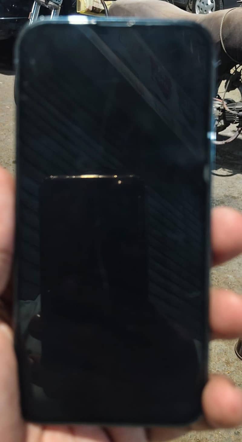 Apple iPhone 13 Pro 3