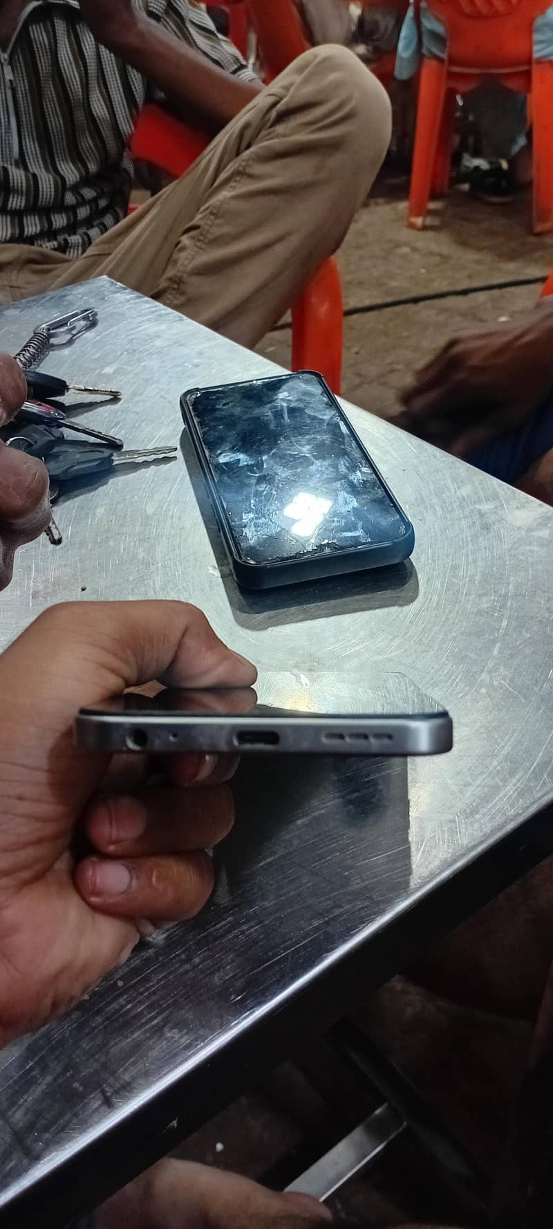 Tecno Spark Go 2 2