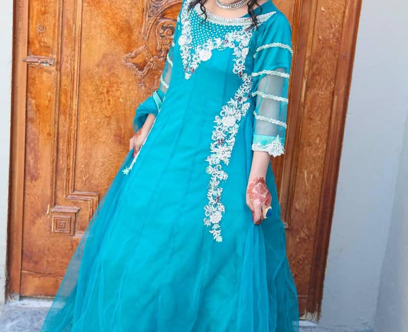 colour C Green size medium 0