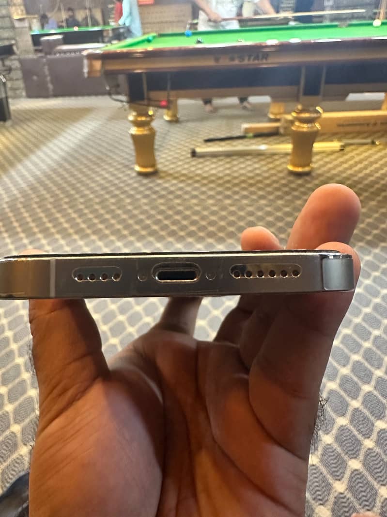 Apple iPhone 14 Pro Max 4