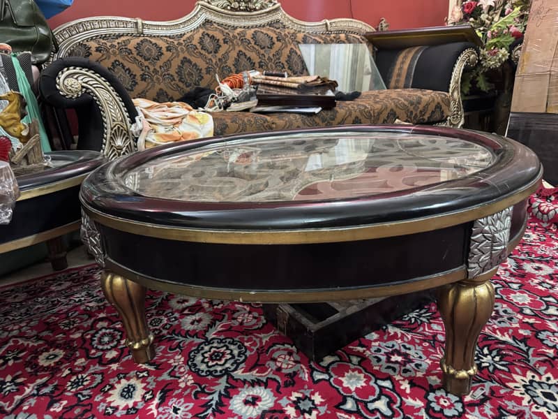 Center and side table 2