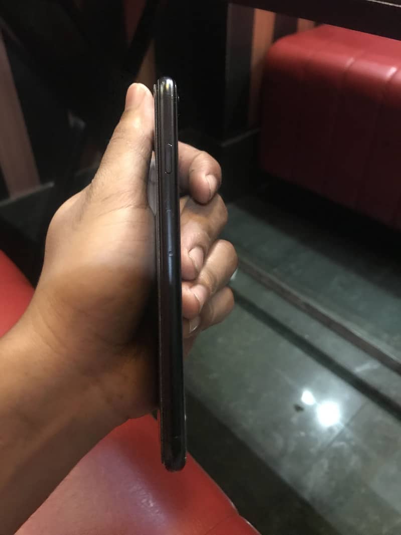 Apple iPhone SE 3