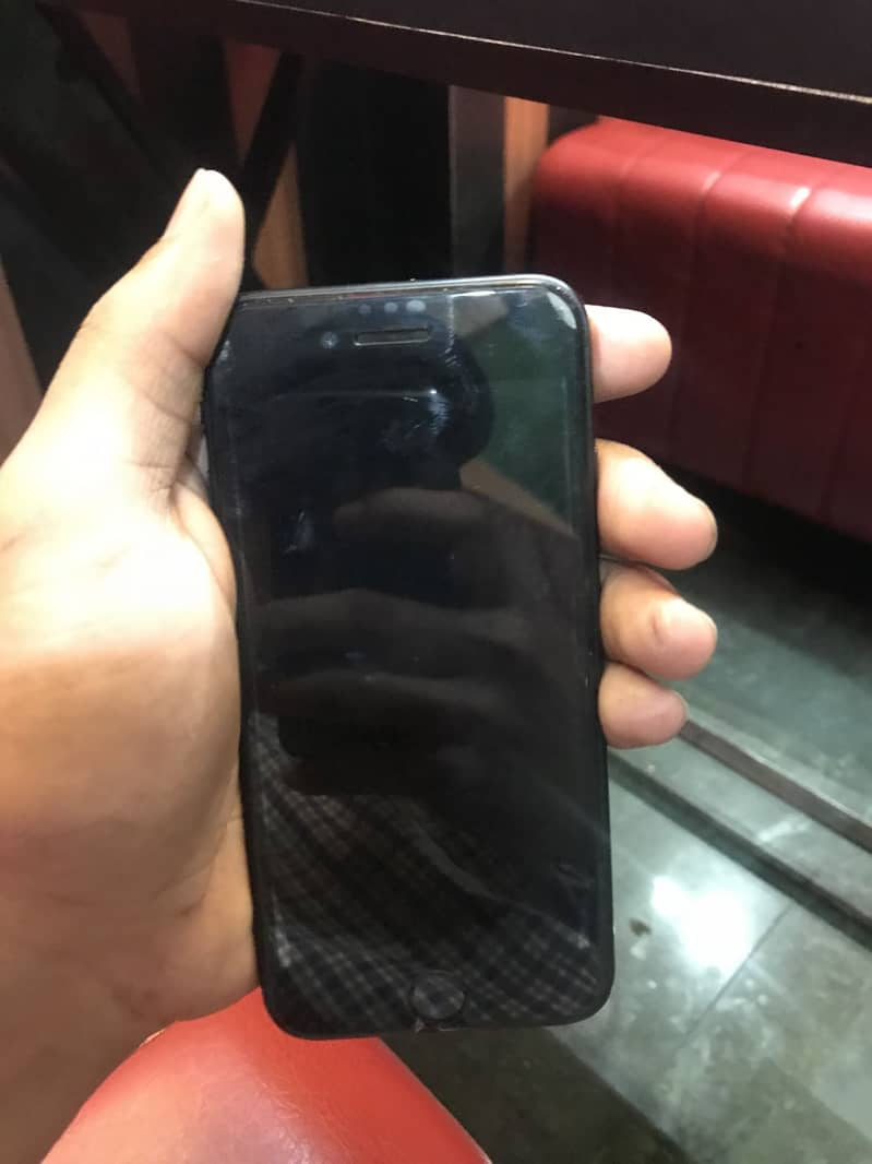 Apple iPhone SE 4