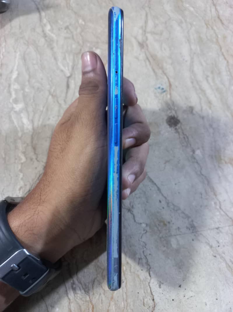 OPPO A54 4