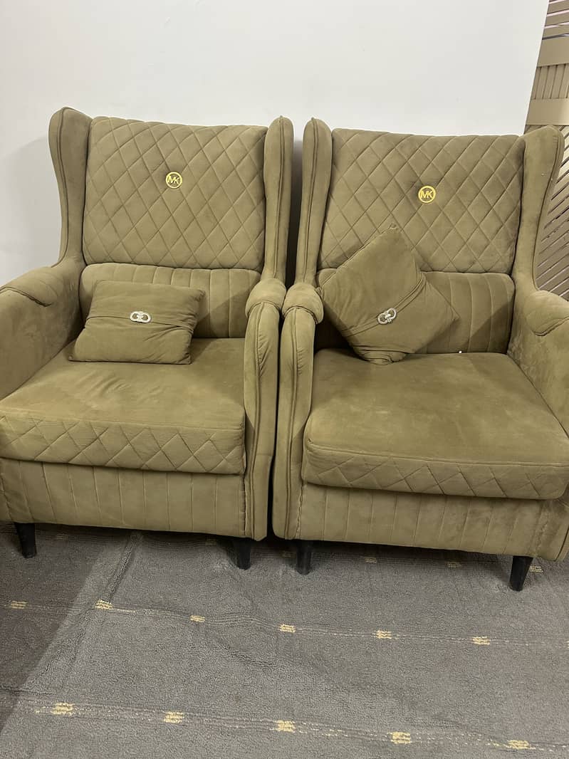 Sofa set 0