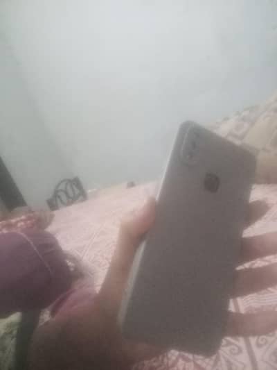 Vivo v9 pta aprovd 4/64gb urgent sell