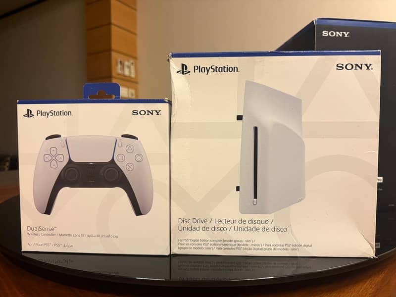 PS5 Pro Complete Bundle Box pack 14