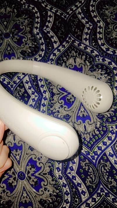 Neck Fan Bladeless Portable Rechargeable - Gale Wala Fan - Urgent Sale