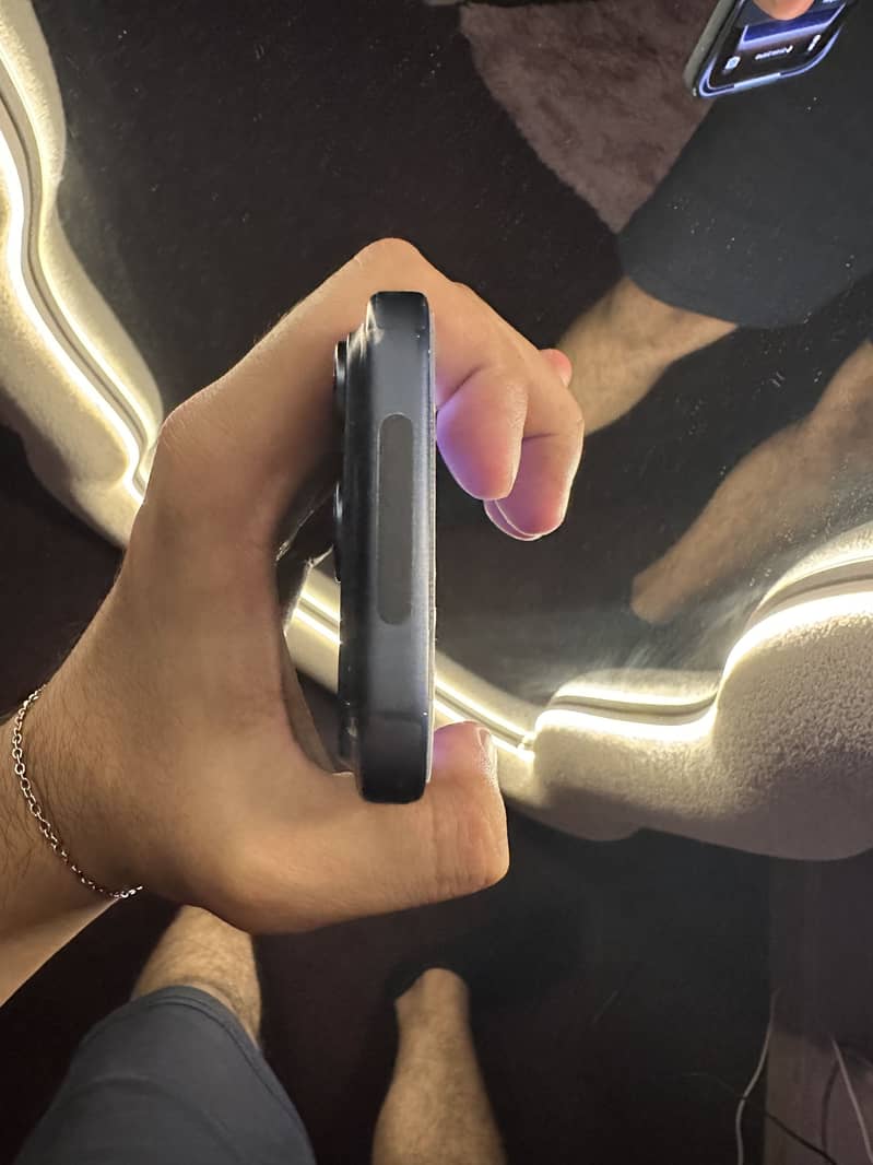 Apple iPhone 17 Pro 6