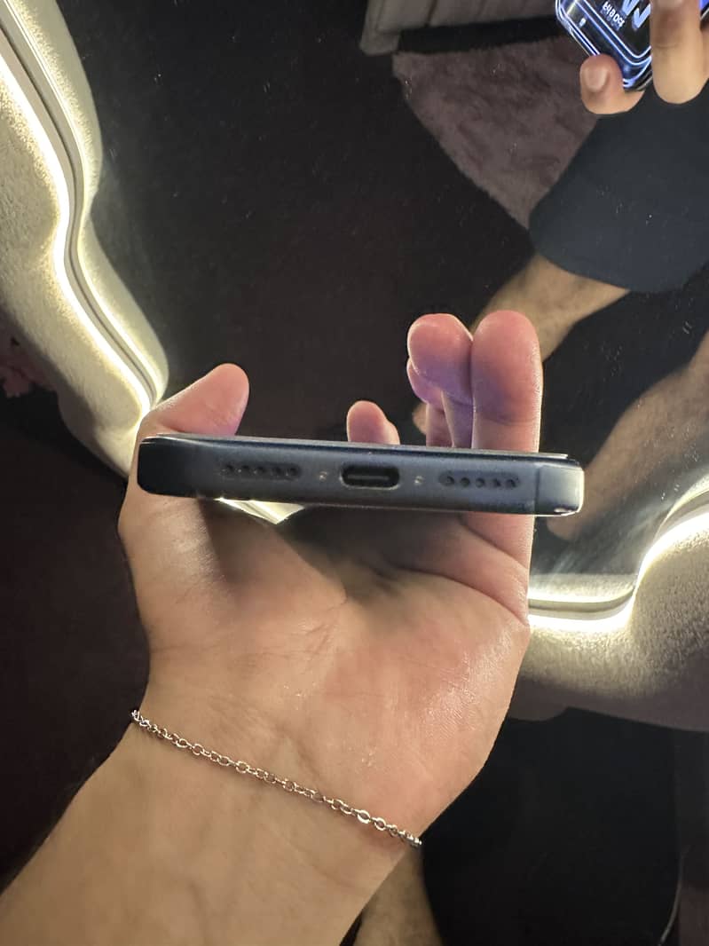 Apple iPhone 17 Pro 7