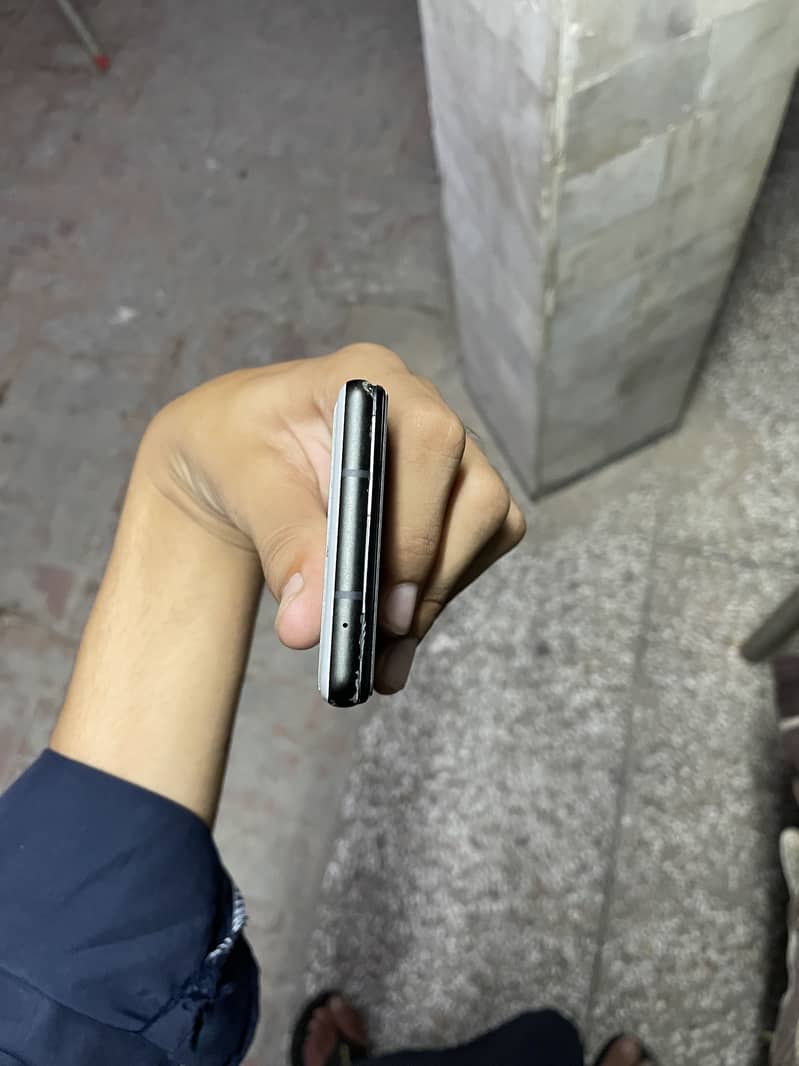 Google pixel 6a 4