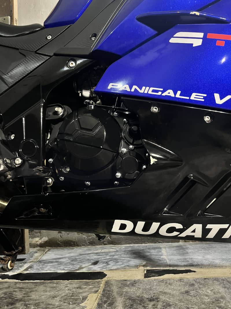 Ducati V4R 3