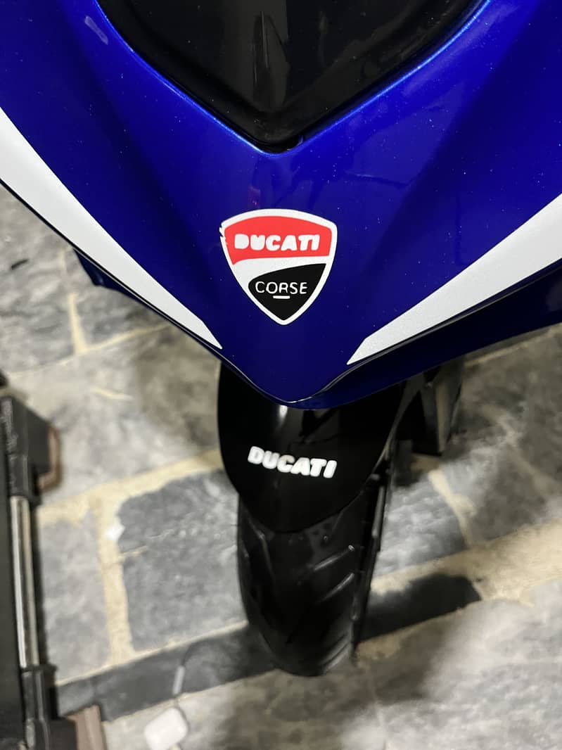 Ducati V4R 5