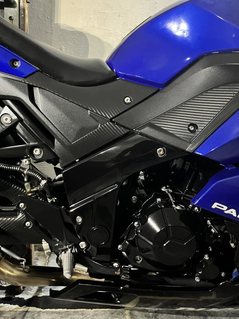 Ducati V4R 15