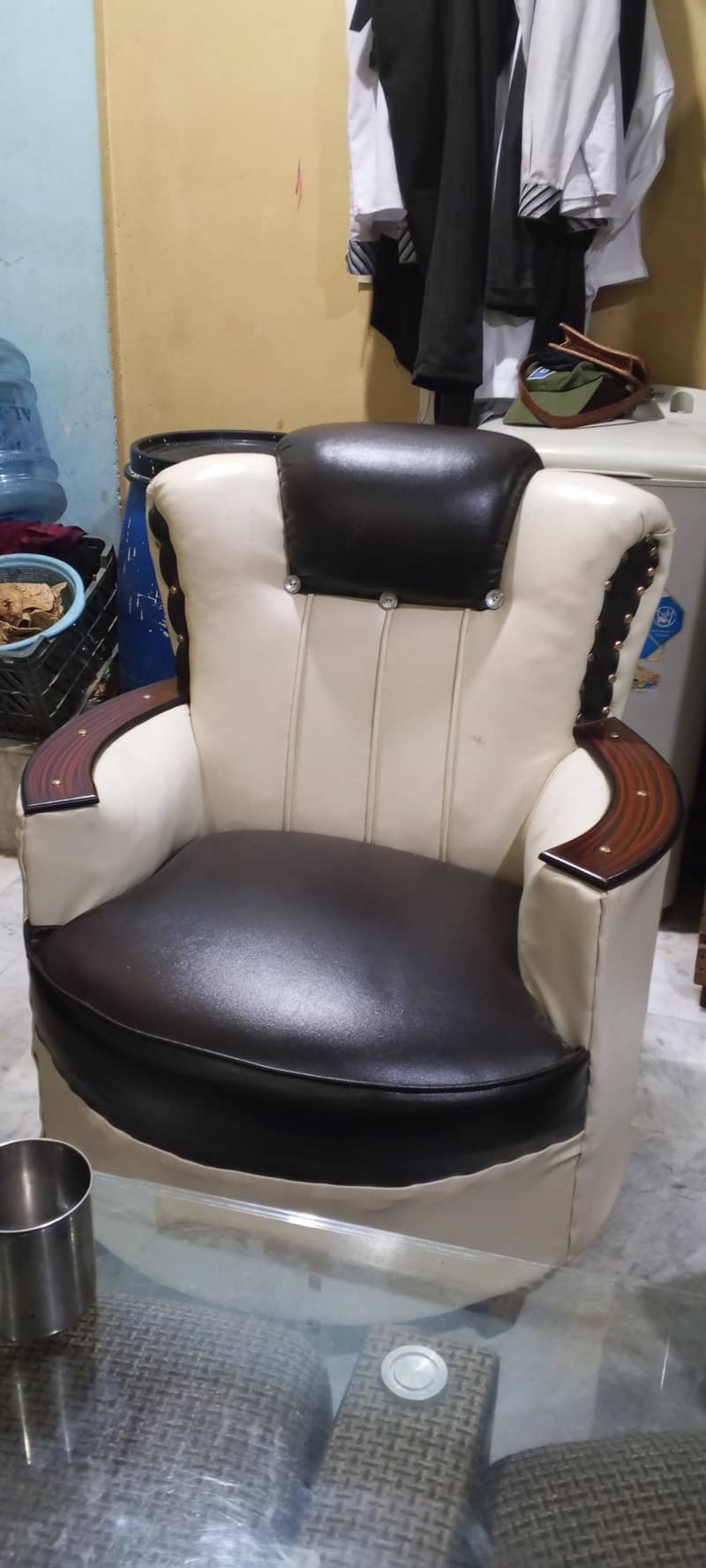 sofas local company 3