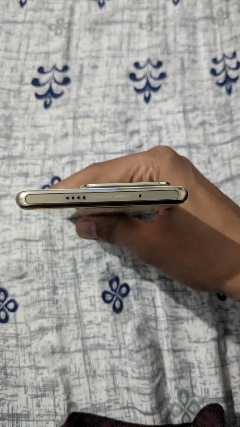 Infinix Zero 30 2