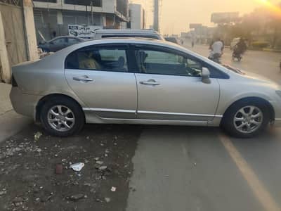 Honda Civic Oriel 2009
