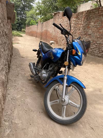 Suzuki GD 110s Blue Self Start One Hand Driven Genuine Bike