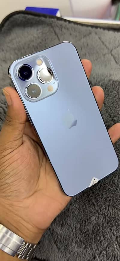 Apple iPhone 13 Pro