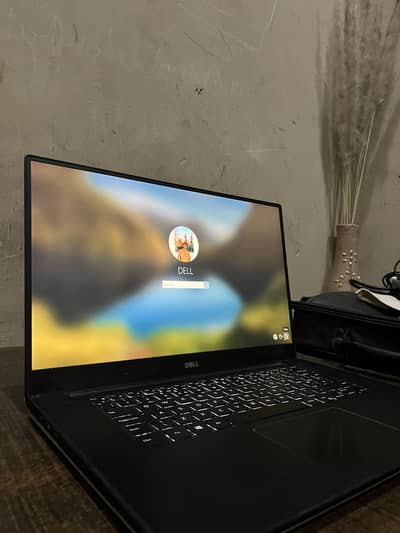 Dell XPS 15 9550 Core i7 8GB RAM GTX 960M 2GB 512GB SSD