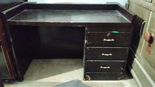 computer table