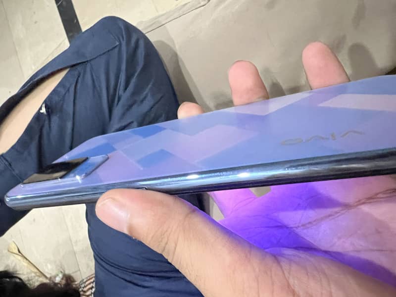 Vivo V21e 1
