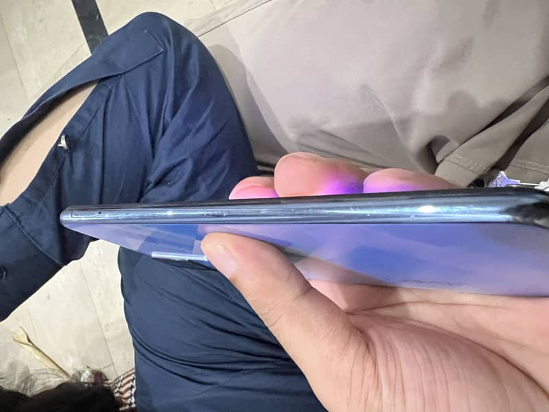 Vivo V21e 5