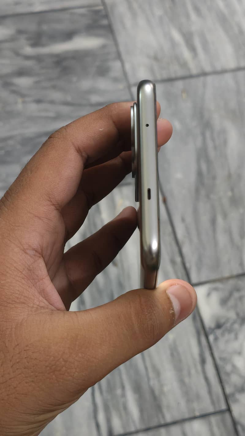 Tecno spark 40 pro plus 3