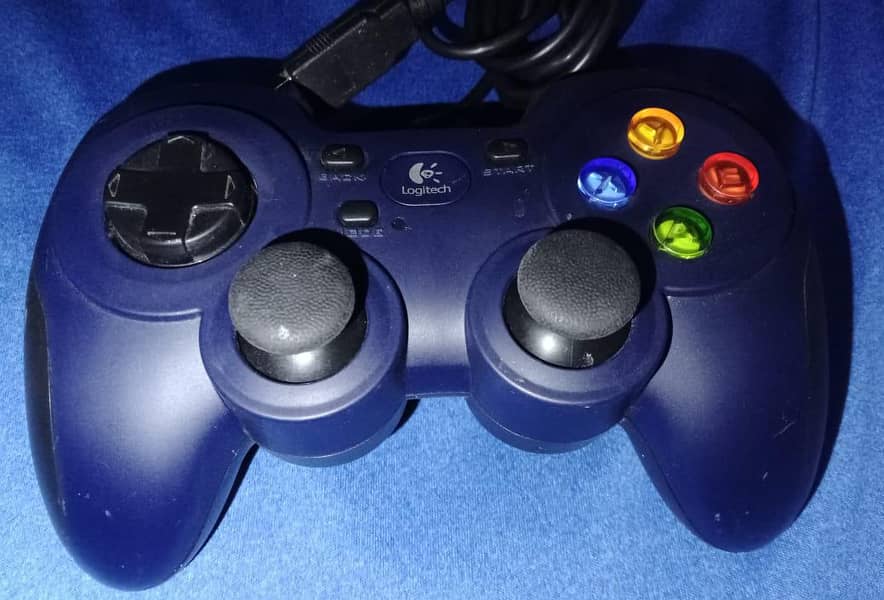 Logitech F310 wired PC Gamed/Controller 0