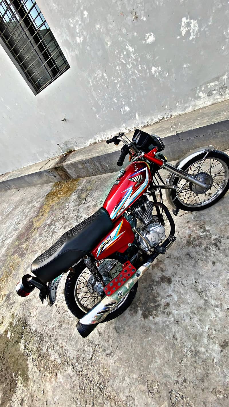 125CG 1