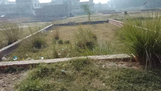 10 marla plot for sale in sharaqpur taibabad