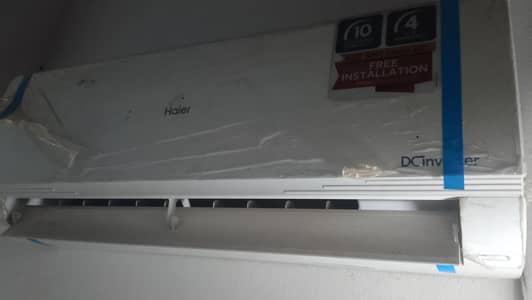 1year used 10/10 1tan inverter ac