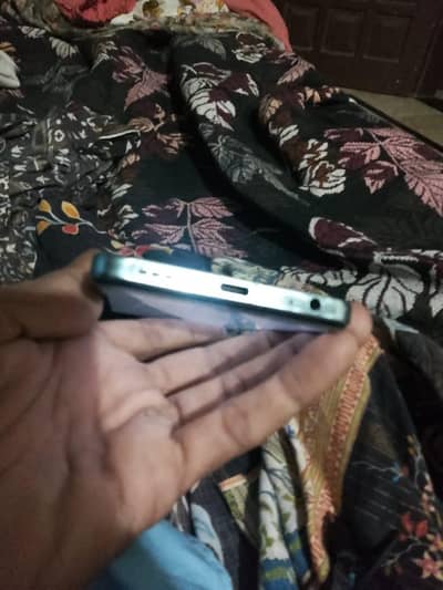 infenax hot 40i box charger sad he 10 10 candeshan Ghar me istemal  h