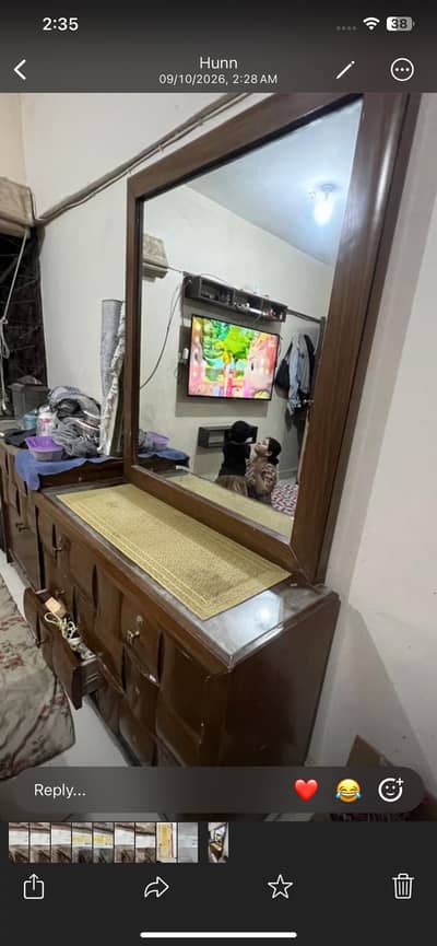Dressing table