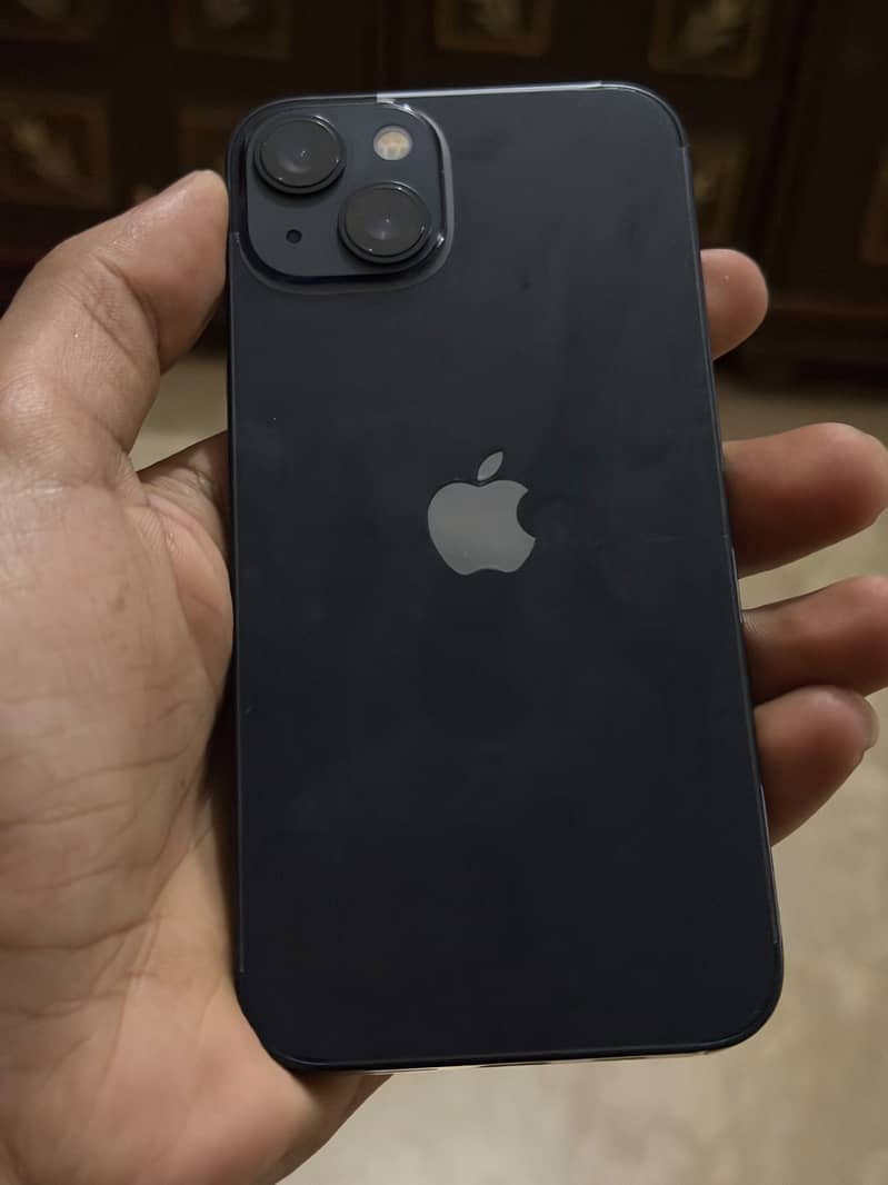 Apple iPhone 13 0