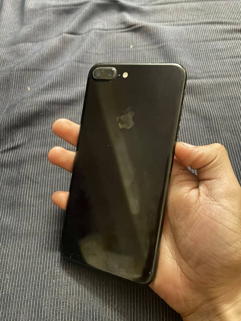 Apple iPhone 7 Plus 0