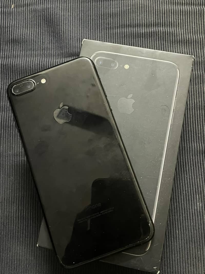 Apple iPhone 7 Plus 5