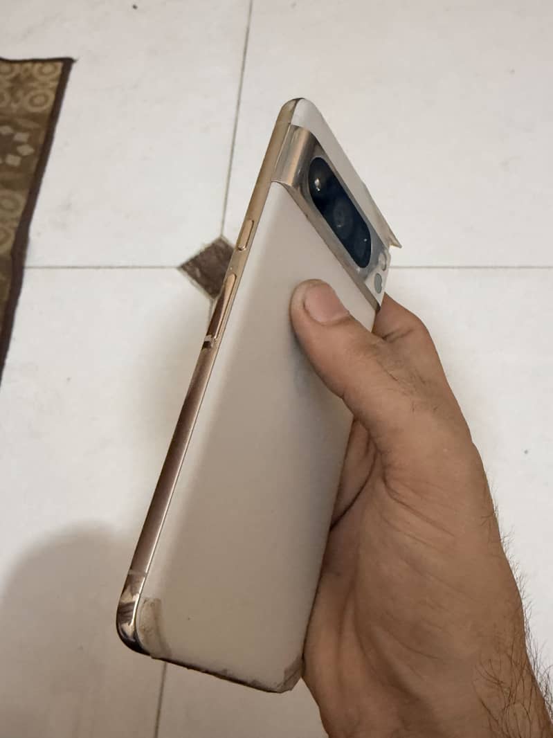 Google Pixel 8 Pro 0