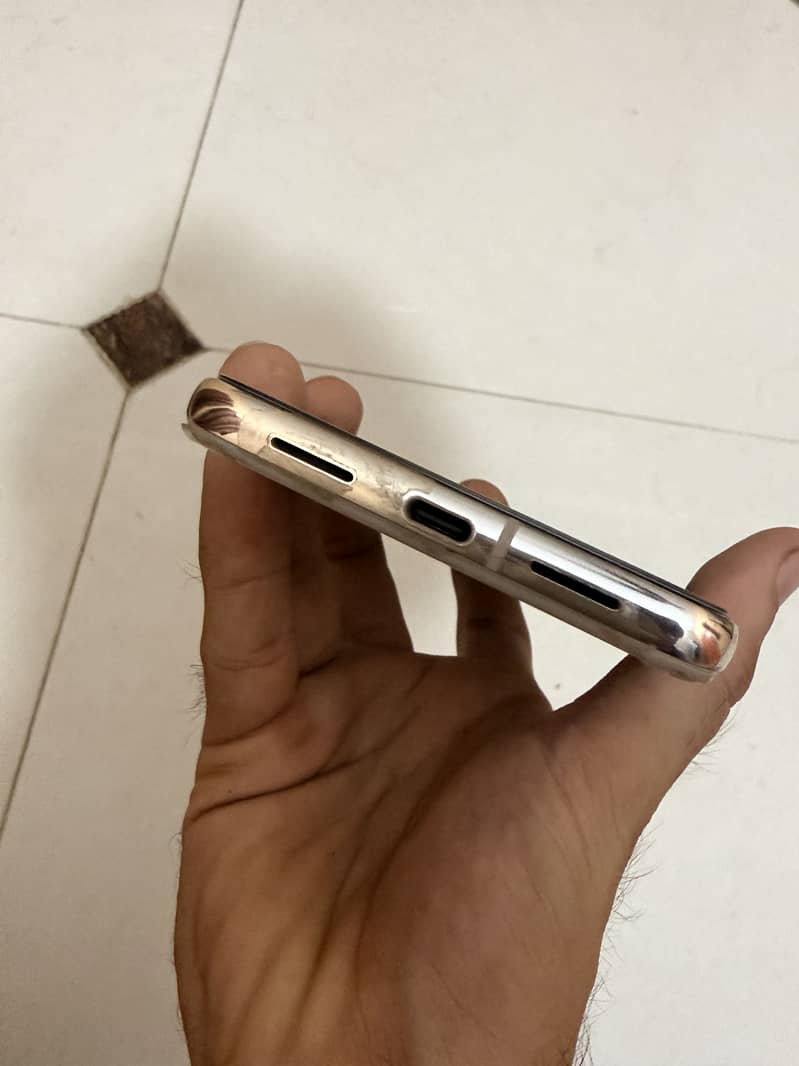 Google Pixel 8 Pro 2
