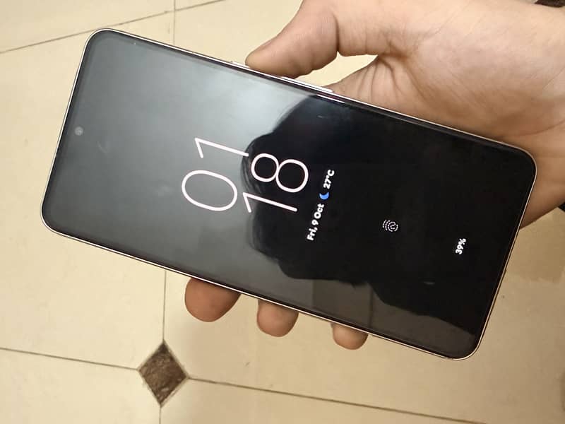 Google Pixel 8 Pro 4