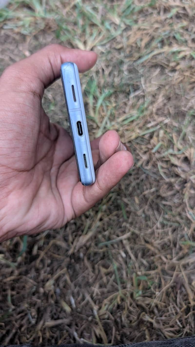 Google Pixel 7a 4