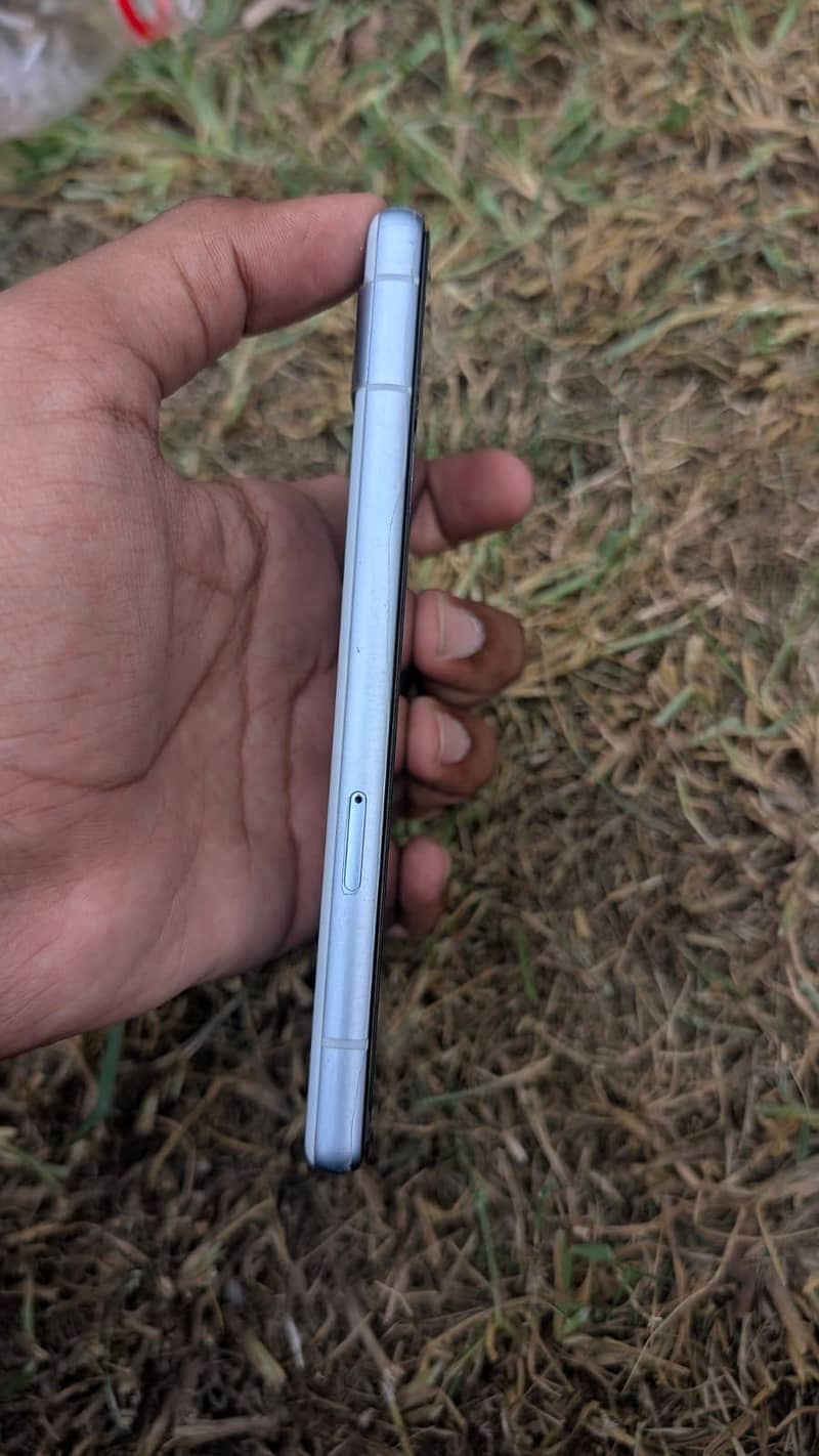 Google Pixel 7a 5