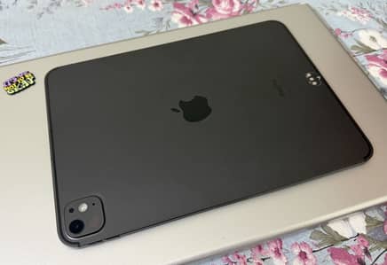 Apple iPad Pro 11-inch (M4, 256GB, Wi-Fi + Cellular)
