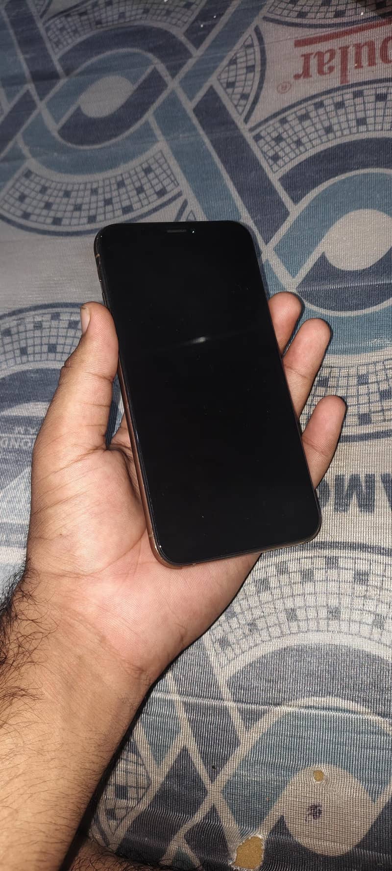 Apple iPhone XS 4