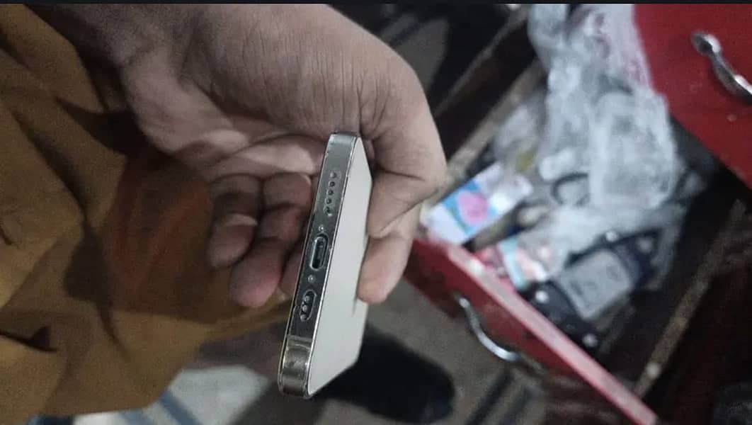 Apple iPhone 12 Pro 1