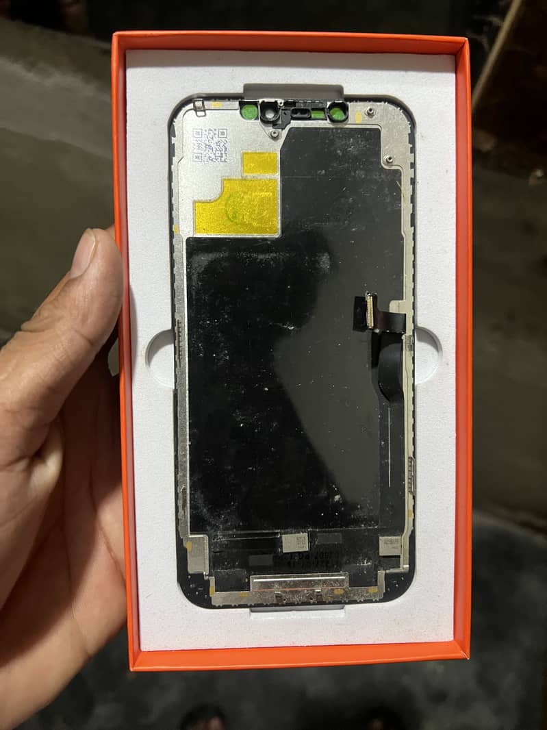 iPhone 12 Pro Max panel 1