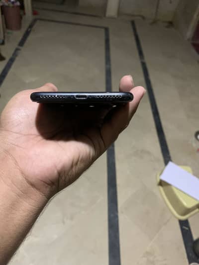 Apple iPhone 7 Plus 32 gb