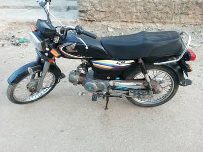 Honda 70 Karachi number seld enjun 2015 03102301950 pe rabta karain