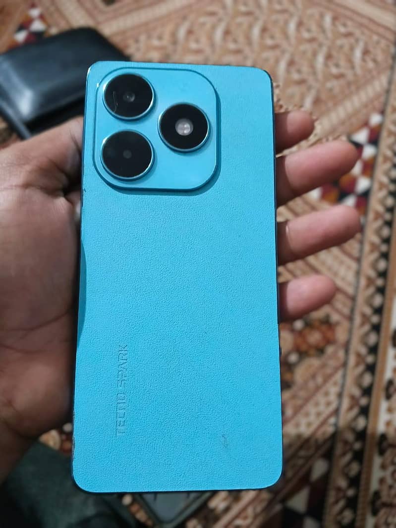 Tecno Spark 20 0