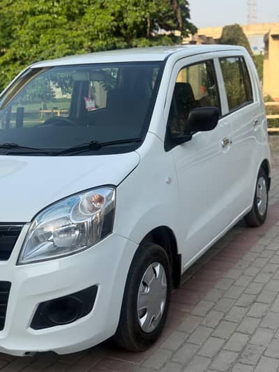 wagon r 2022  model available for rent for daily and monthly basis